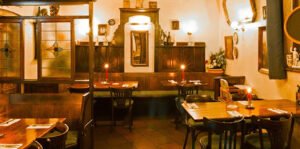 Plaka Griechisches Wein-Restaurant